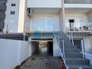 SOBRADO TRÊS DORMITÓRIOS NO NOSSA SRA DE FÁTIMA