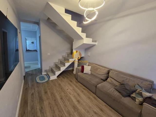 Sobrado triplex 4 quartos 2 suítes rua alicia nascimento sbrissia ipa sjp