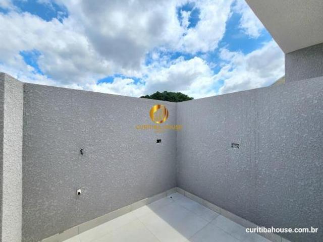 Sobrado Triplex com até 4 quartos no Umbará com amplo rooftop e próximo Nicola Pellanda