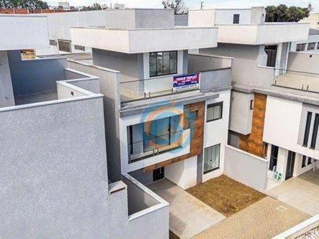 Sobrado Triplex com 3 quartos à venda, 139 m² no Fanny Curitiba/PR