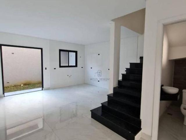 Sobrado Tríplex à Venda no Bairro Boneca do Iguaçu – São José dos Pinhais | 174m² | 4 Dormitórios 2