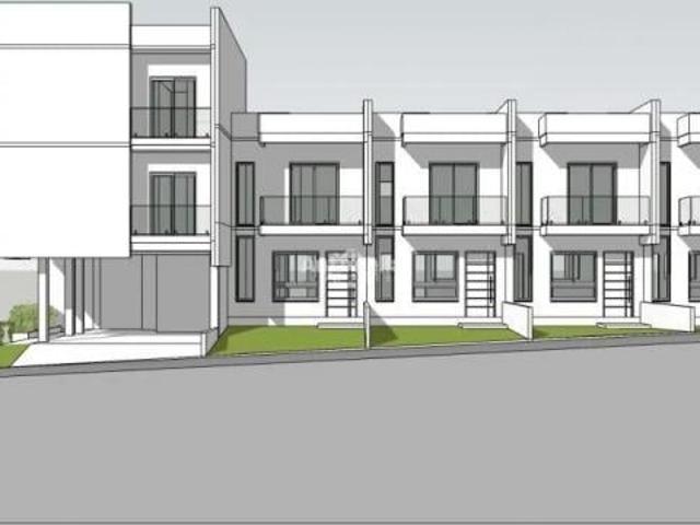 Sobrado Triplex à venda no Bela Vista