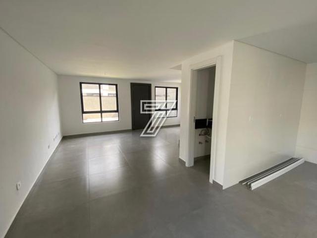 SOBRADO TRIPLEX, NOVO, XAXIM, com 142m² privativos