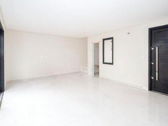 Sobrado triplex NOVO Água Verde – 213m² área priva