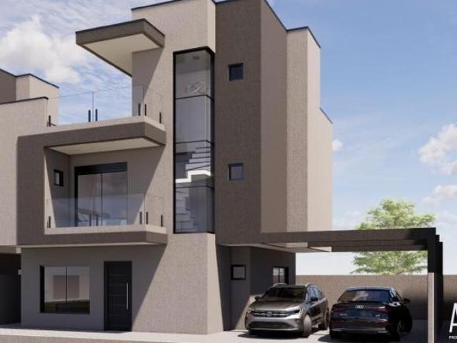 SOBRADO TRIPLEX NOVO EM CONDOMÍNIO À VENDA NO HAUER