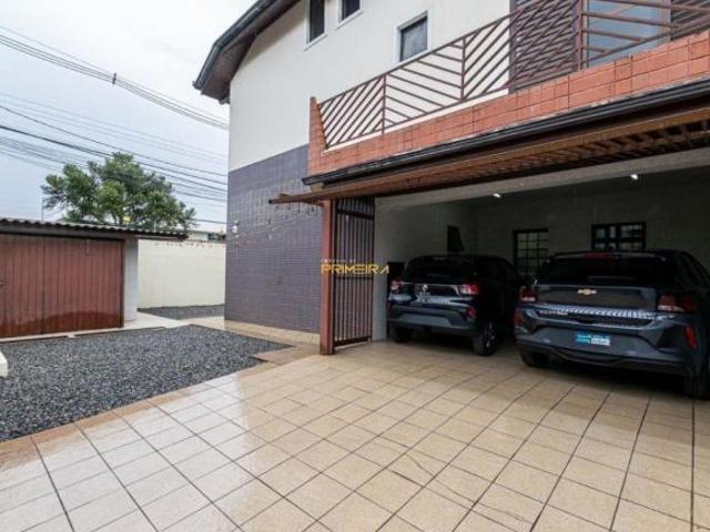 Sobrado Triplex no bairro Santa Quitéria 3 quartos, 1 suíte, 3 vagas de garagem