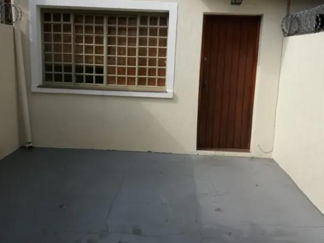 Sobrado à venda com 2 dorms | 2 vagas | Quintal | 120m² área construída na região do Brooklin | 649
