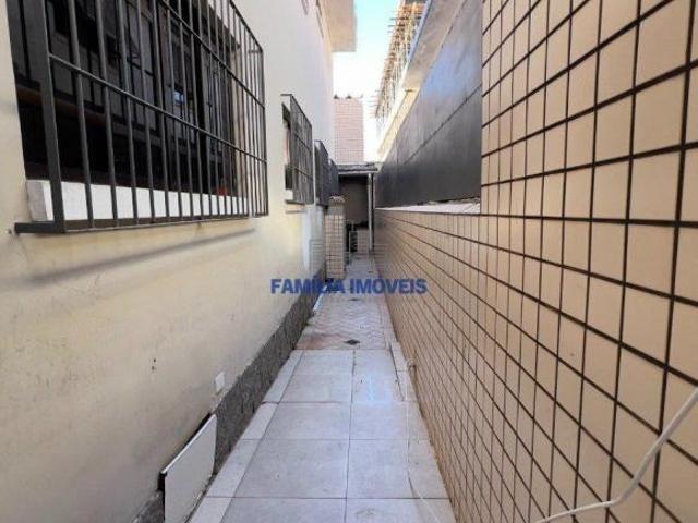 Sobrado venda e locação 9 salas 5 vagas Ponta da Praia Santos SP