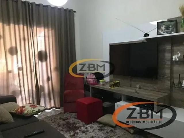 Sobrado à venda, 03 Quartos 01 suíte, Piscina, 04 Vagas de garagem, 300 M² de terreno, Jardim São