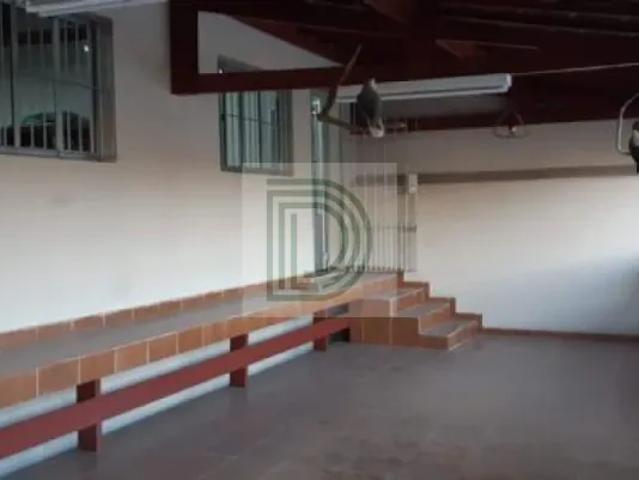 Sobrado à Venda/Locação 2 Dormitórios 1 Suíte 5 Vagas Próximo à USP