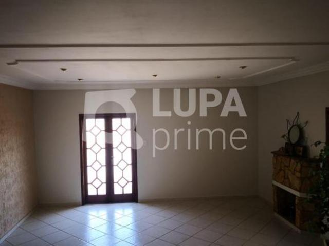 SOBRADO VILA AMÁLIA