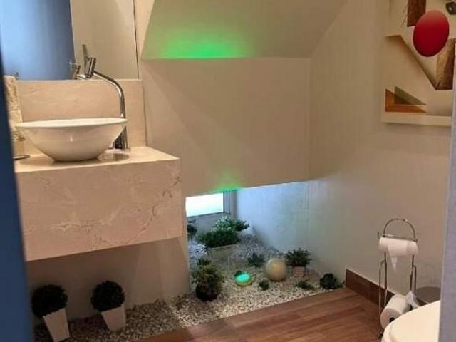 Sobrado Vila Zeina com 194 m² de área útil
