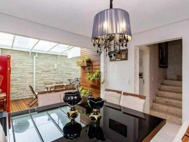 Sobrado 03 dormitórios 157m² a venda Curitiba