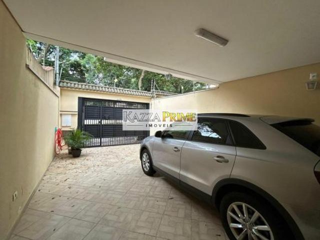 Sobrado 150m² 3 quartos sendo 1 suíte e 3 vagas à venda no Campo Grande