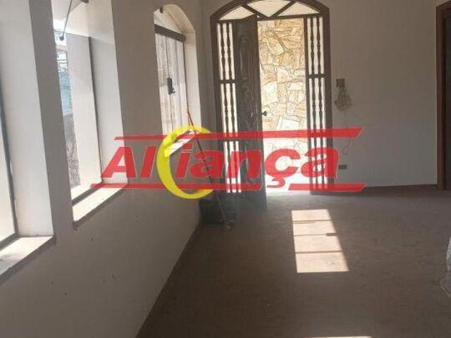 Sobrado 240m² 4 dormitórios na Vila Carrão/SP