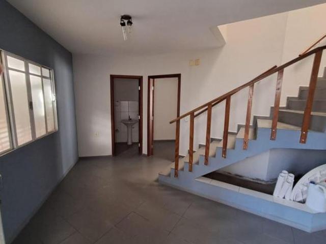 Sobrado, 211 m² venda por R$ 799.000,00 ou aluguel por R$ 8.070,00/mês Vi.