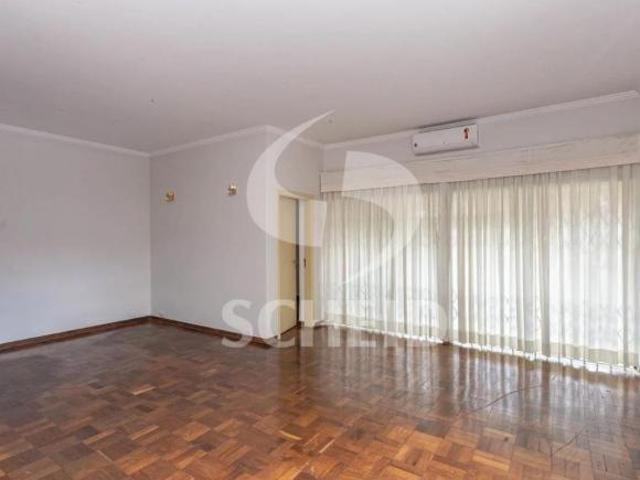 SOBRADO 2 DORM 4 VAGAS, 237 m², BROOKLIN