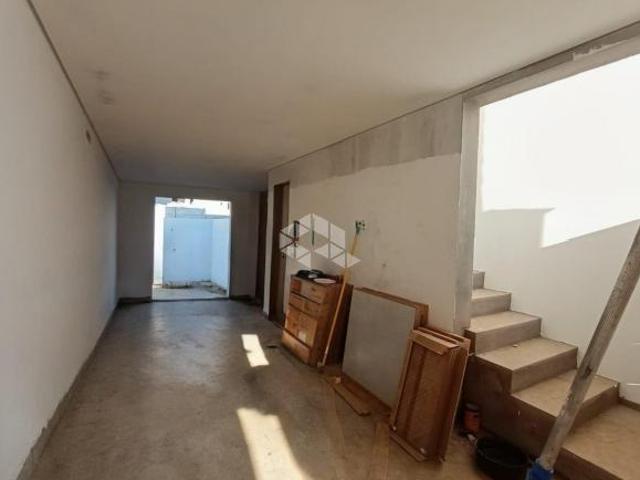Sobrado 2 suites com sacada e 1 vaga na Morada do Vale 1