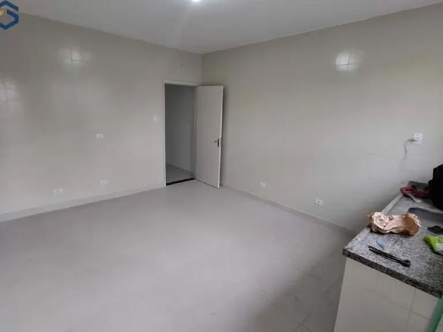 Sobrado, 2 Quartos para Alugar, 192 m² por R$ 4.000,00