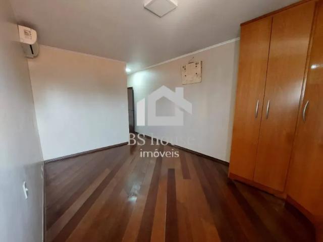 Sobrado 3 dormitórios, 1 suíte e 4 vagas Vila Floresta