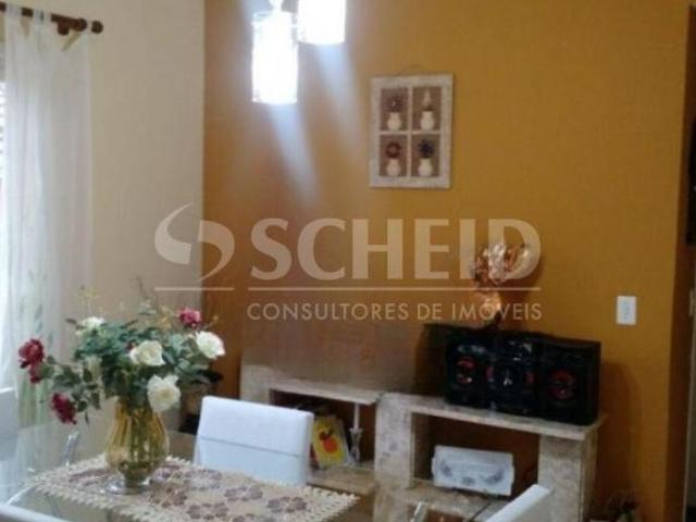 SOBRADO, 3 DORMITÓRIOS, 01 SUÍTE, 2 VAGAS NO CAMPO GRANDE