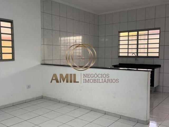 Sobrado, 3 dormitórios, 1 suíte, 3 banheiros, 206m² Terreno, 150m² Construído, Bosque dos Ipês, SJC