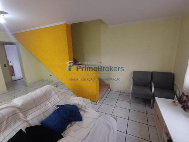 Sobrado 3 Dormitórios com Suíte, Terraço e 2 Vagas Próximo ao Jabaquara SP