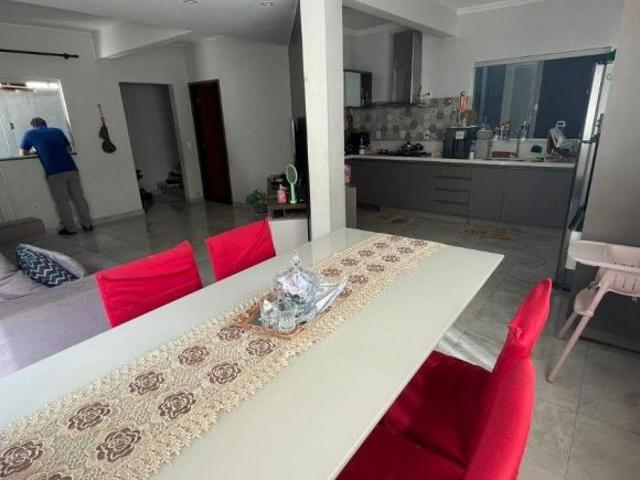 Sobrado 3 qts, sendo 1 suite, construção nova