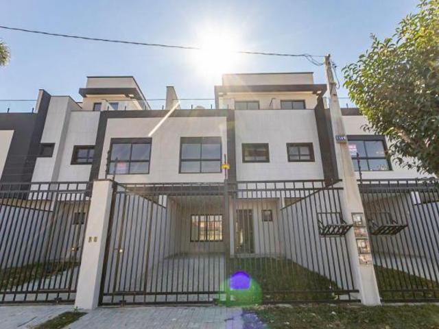 Sobrado 3 quartos, 1 suíte, 2 vagas no Cajuru