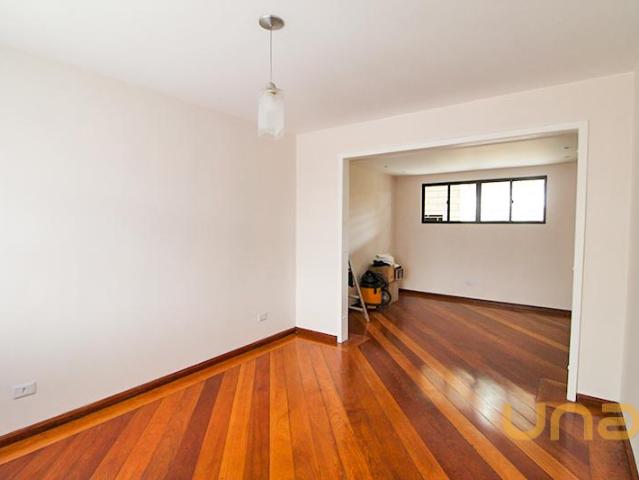 Sobrado 3 Quartos Tarumã 160m²