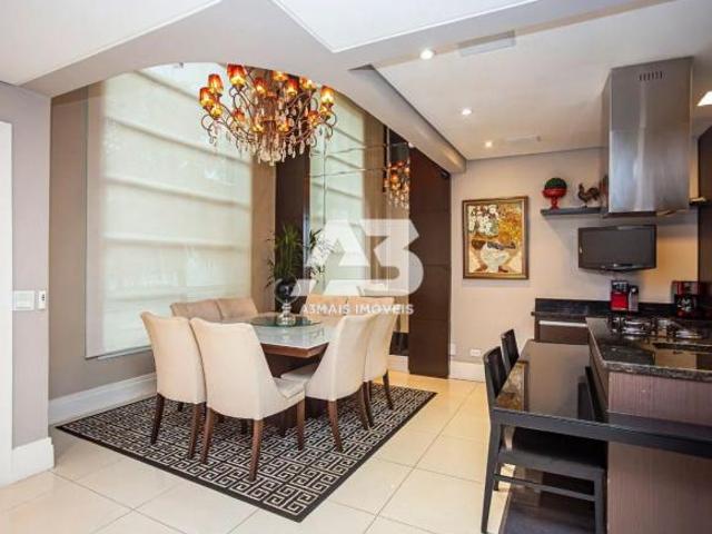 Sobrado 3 quartos à venda, 212m² por R$1.650.000 Jardim Social, Curitiba/PR