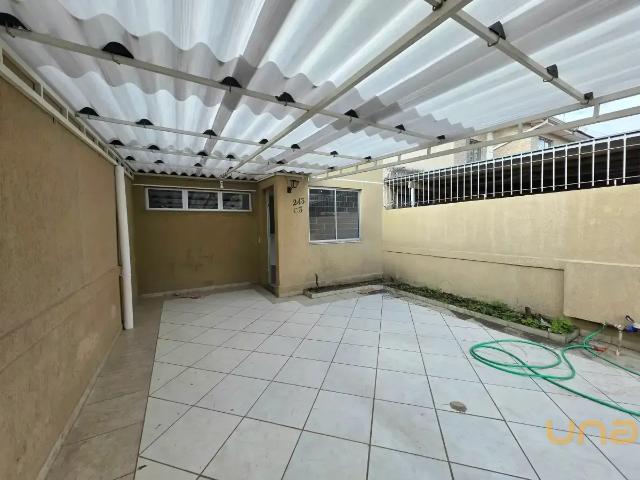 Sobrado 3 Quartos Cajuru 59m²