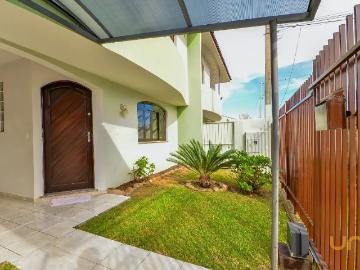 Sobrado 3 Quartos Capão Raso 156m²