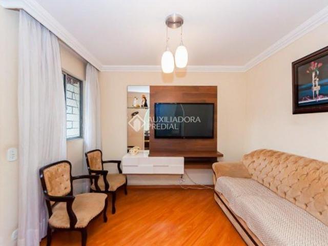 Sobrado 3 quartos com churrasqueira 82,00 m2 no Parolin