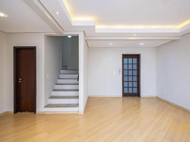 Sobrado 3 Quartos Novo Mundo 182m²