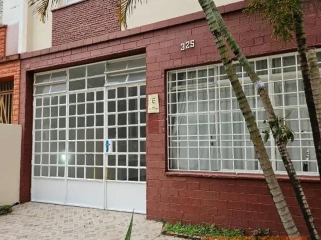 Sobrado, 3 Quartos para Alugar, 140 m² por R$ 4.000,00