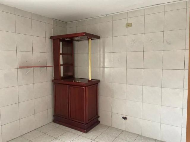 Sobrado, 3 Quartos para Alugar, 280 m² por R$ 5.000,00