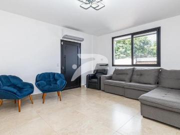 Sobrado 3 Quartos Portao 259m²