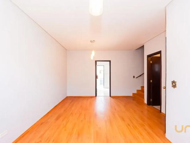 Sobrado 3 Quartos Santa Felicidade 129m²