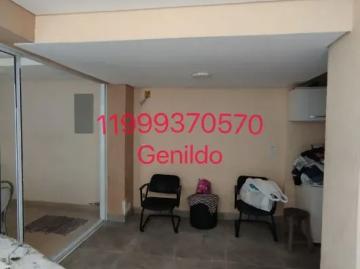 Sobrado 3 quartos sendo 2 suites 1 edicula com banheiro 2 vagas quintal fácil acesso ao metro fl55