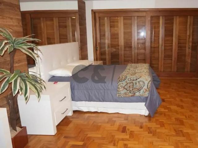 Sobrado 4 Dormitórios Suítes à Venda ou para Alugar no Alto da Boa Vista São Paulo/SP