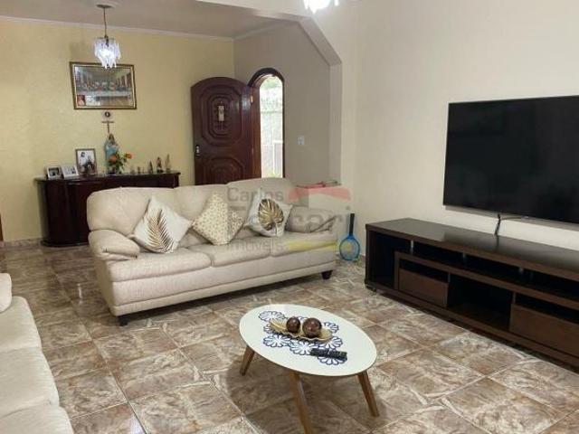 Sobrado 4 dormitórios/Vende