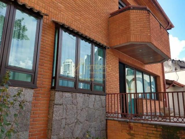 Sobrado 4 Suites Garagem 6 Carros
