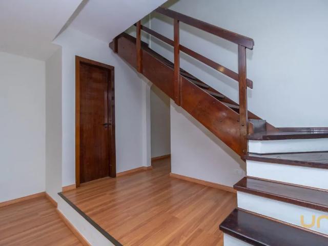Sobrado 4 Quartos Bacacheri 160m²