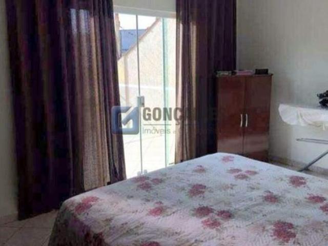 Sobrado 4 Quartos com 3 Suítes e 2 Vagas em São Bernardo do Campo – R$925.000