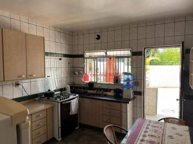 SOBRADO 5 QUARTOS, 2 VAGAS, 237 m² Vila do Encontro São Paulo/SP SO0642