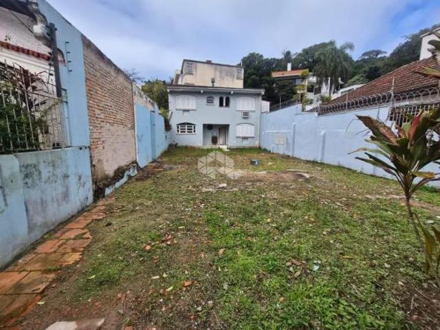 Sobrado 5 quartos no bairro Menino Deus, em Porto Alegre