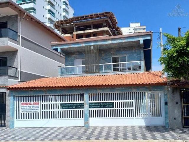 SOBRADOS DE CONDOMÍNIO AVIAÇÃO PG