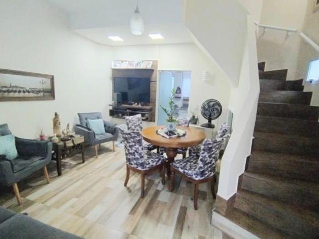 SobradoTriplex para Venda no bairro Marapé, localizado na cidade de Santos / SP