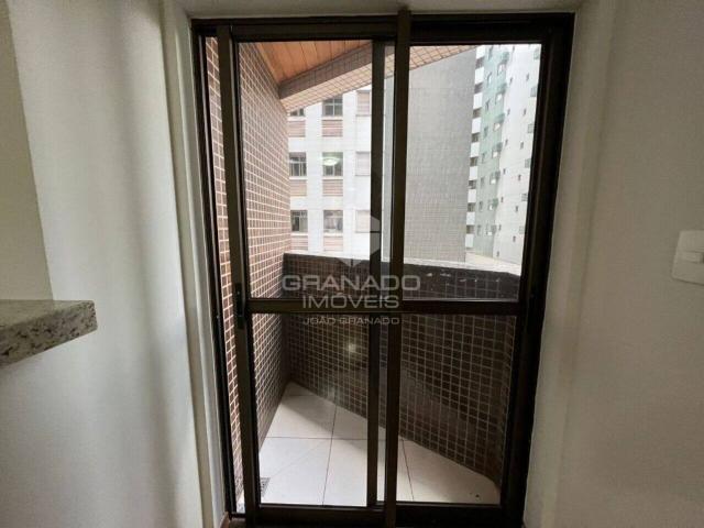 Sobre apartamento com 49 m² em Maringá PR